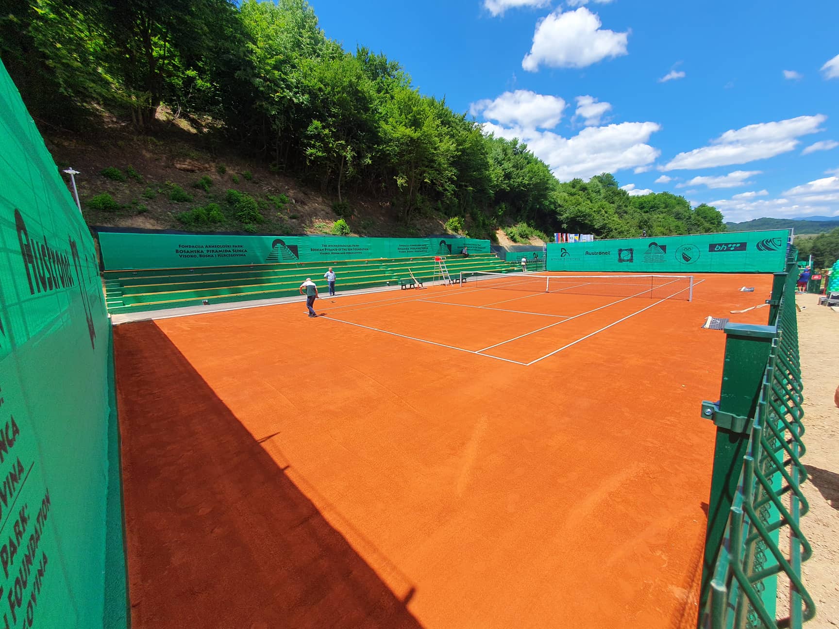 Tennis base 10