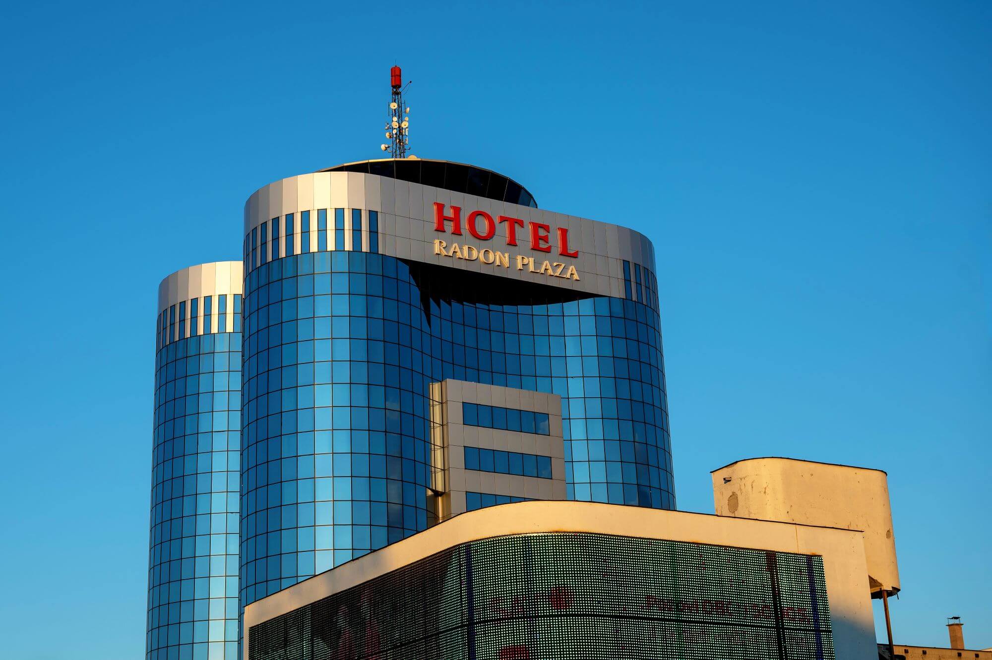 Radon Plaza Hotel